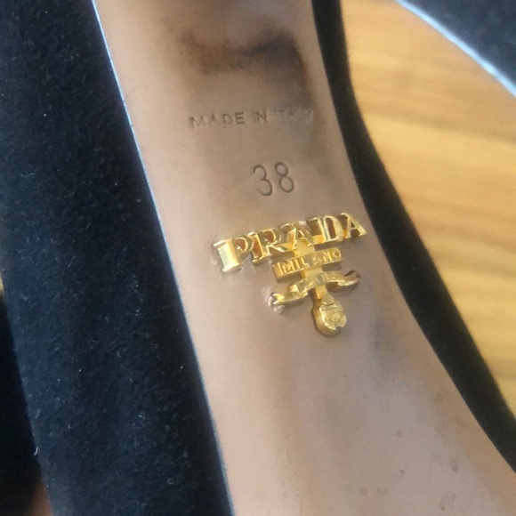 Prada Heels - Picture 5 of 7